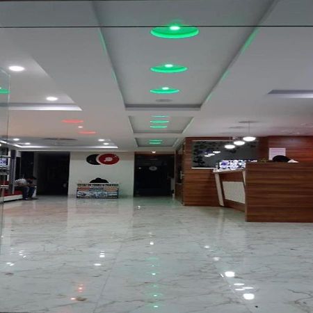 Hotel Sai Sk Palace Shirdi Exterior foto