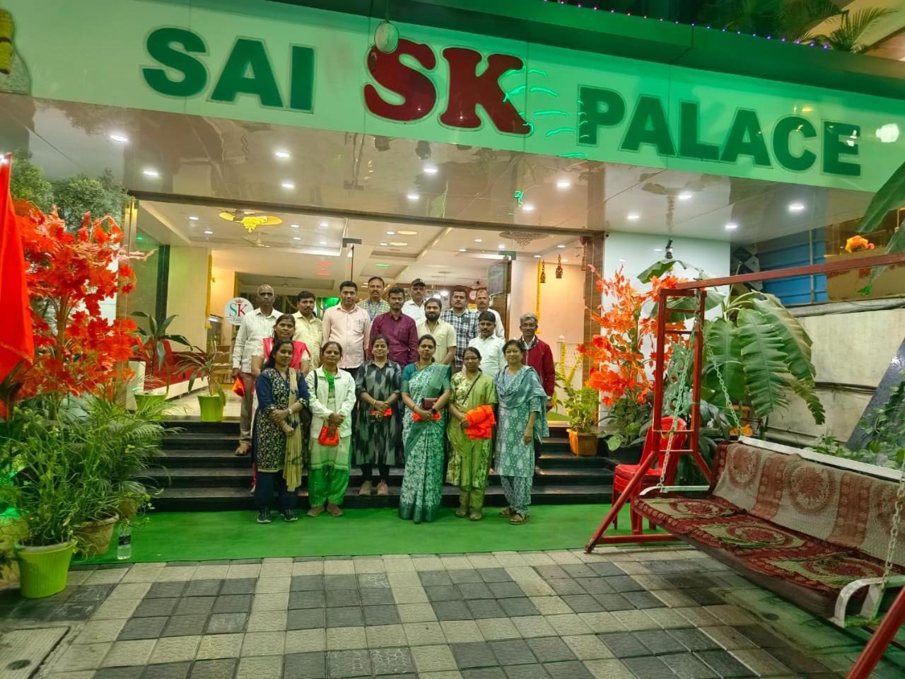 Hotel Sai Sk Palace Shirdi Exterior foto